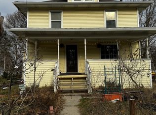 1356 Haslett Rd, Haslett, MI 48840