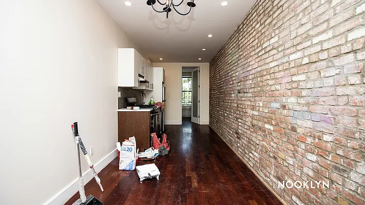 Rented by Nooklyn NYC LLC | media 23