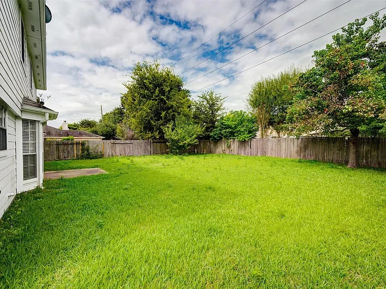 21318 Rose Hollow Ln — Photo 37