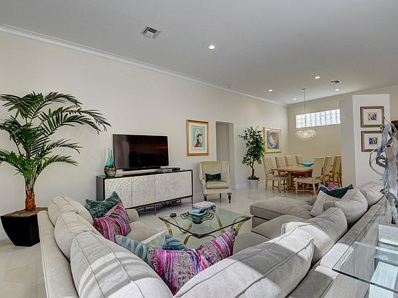 Home For Sale In Broken Sound Country Club