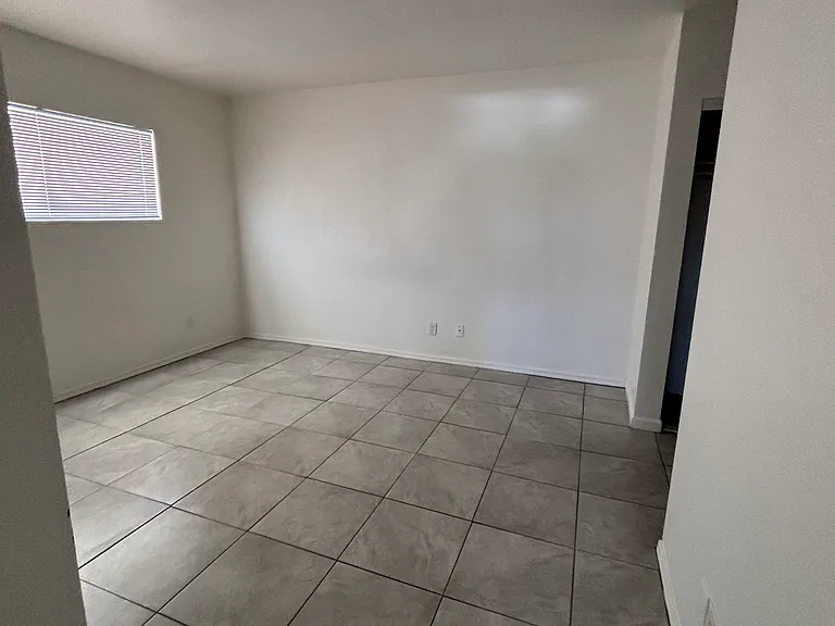 1567 Sierra Vista Dr #9 — Photo 9