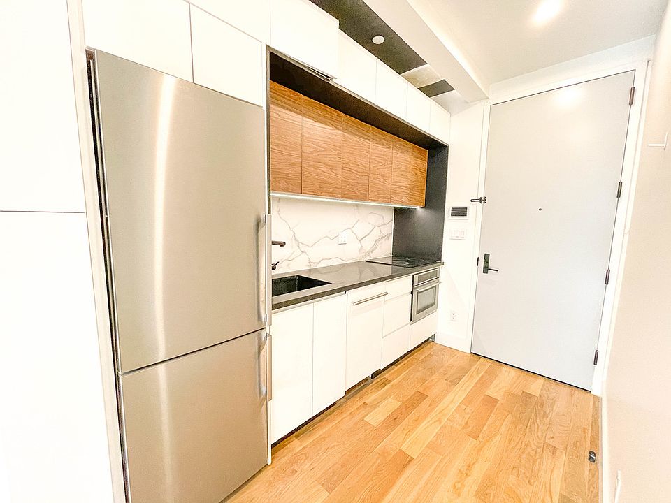 1st image of 920 Myrtle Ave #Q2d
