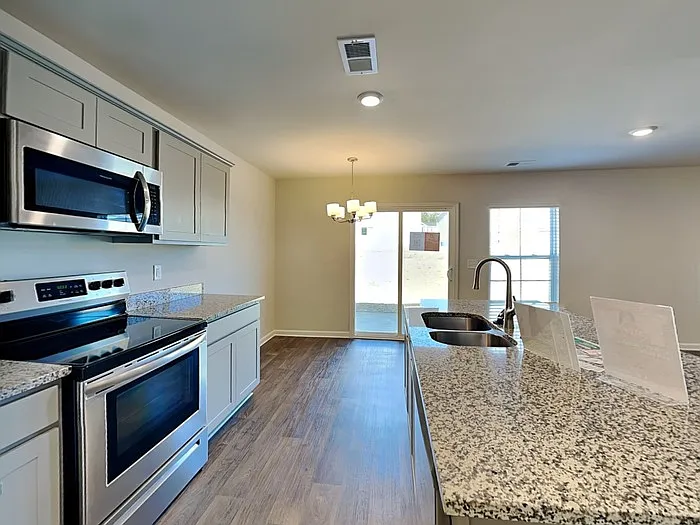 317 Crooked Pine Ct — Photo 8