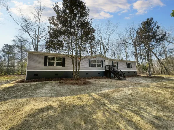 532 Finlay Ln, Cottageville, SC 29435