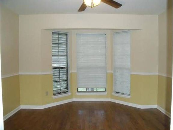 Formal Dining