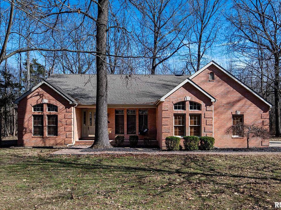 1st image of 1818 Calico Rd