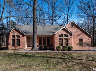 1818 Calico Rd, Marion, IL 62959