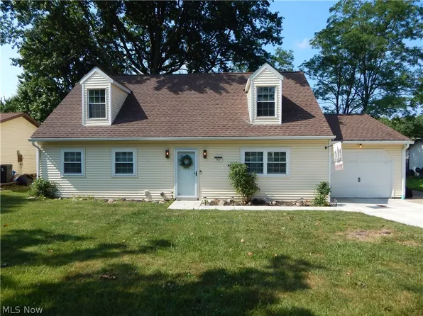 907 Bunker Hl, Medina, OH 44256
