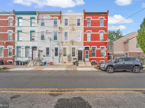 139 State St, Camden, NJ 08102