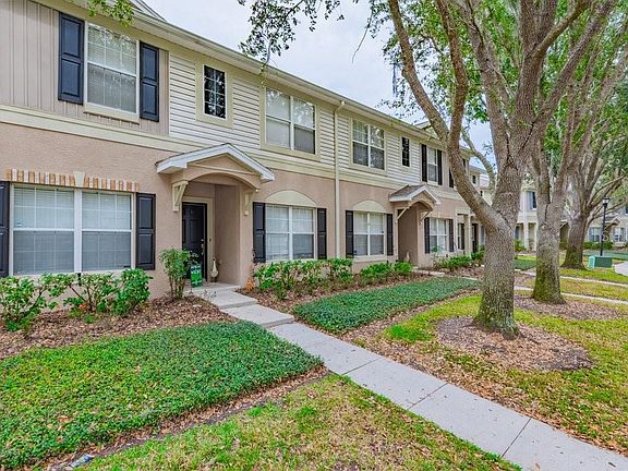 3rd image of 15856 Fishhawk View Dr