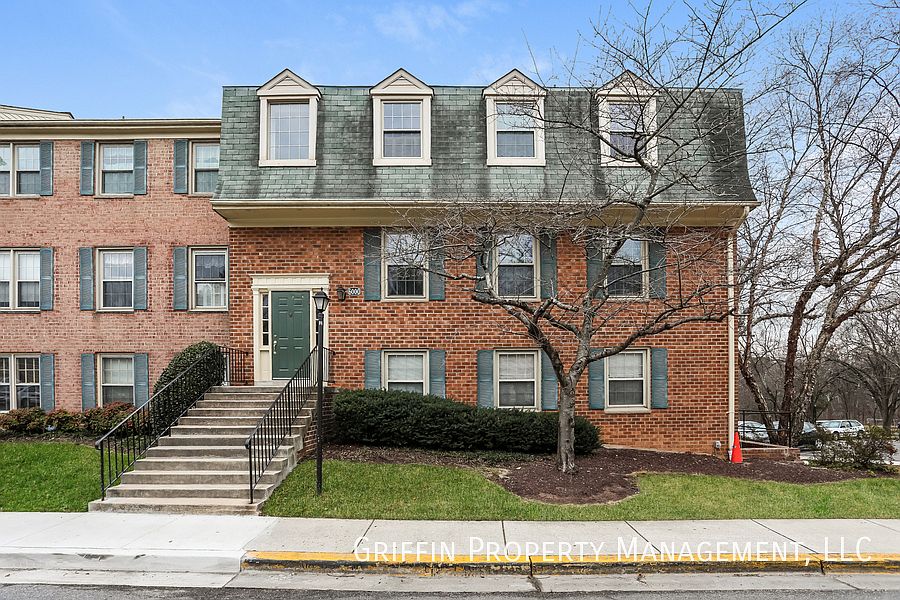 1st image of 6000 Westchester Park Dr APT T1