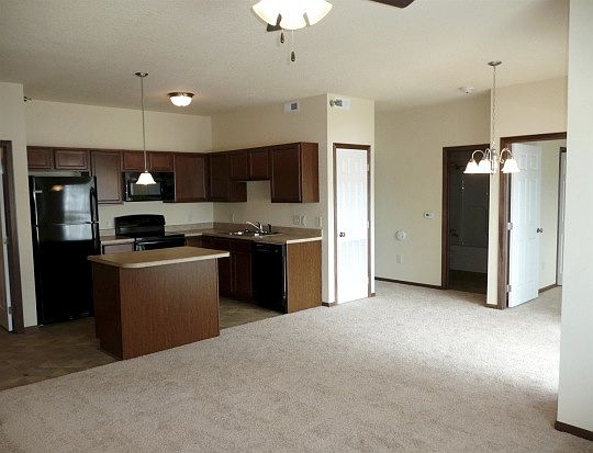 3rd image of 10525 Essex Dr Unit 9