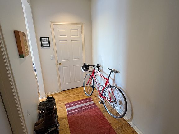 5th image of 338 S Laker Ct