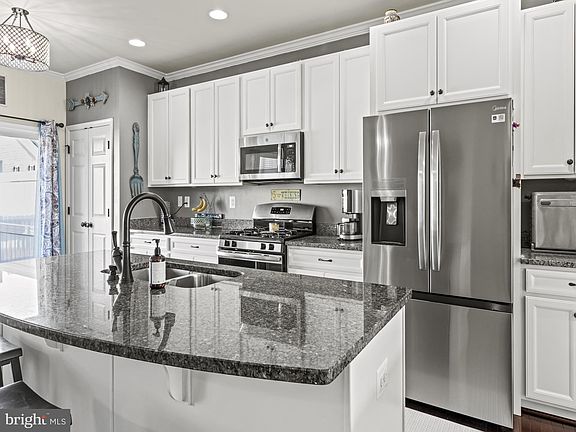 5th image of 23392 Marview Ct