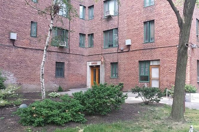 2nd image of 28 Metropolitan Oval #6FL