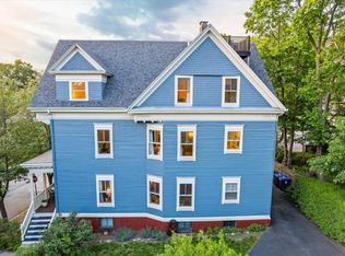 75 Knowles St, Providence, RI 02906