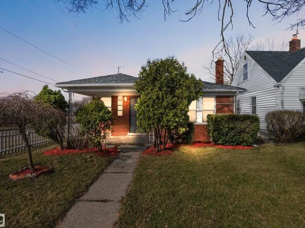 20003 Hickory St, Detroit, MI 48205