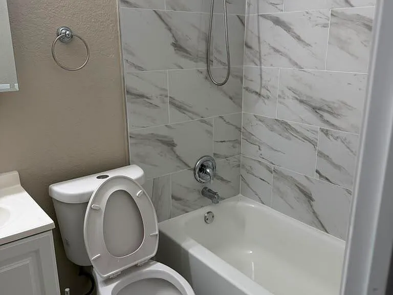 9519 Birmingham Dr — Photo 24