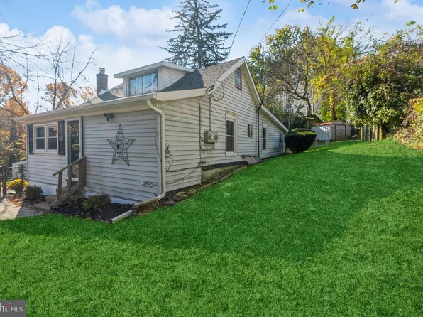 954 Highland Ave, Langhorne, PA 19047
