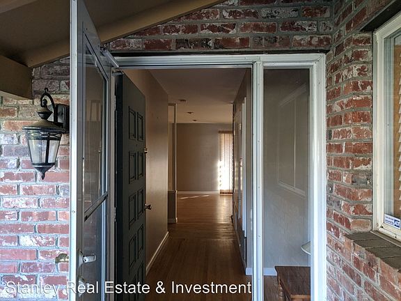 2nd image of 9028 Mojave Dr