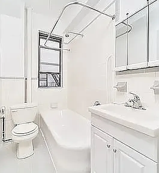 850 Amsterdam Ave #9B — Photo 6