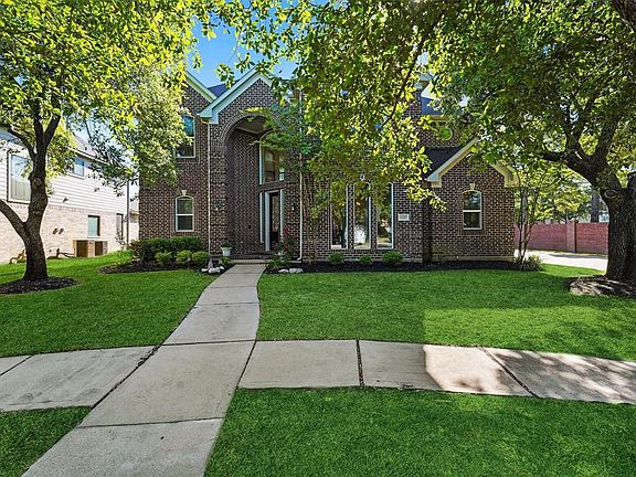 3rd image of 6219 Canyon Trace Court