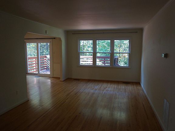 5th image of 11165 Conestoga Ct