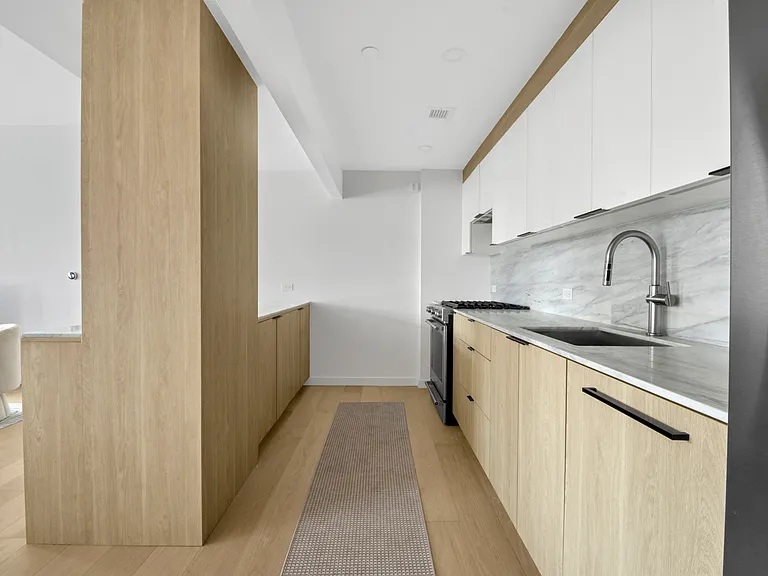13 W 116th St #8C — Photo 7