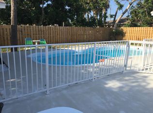 2547 New York St, West Palm Beach, FL 33406