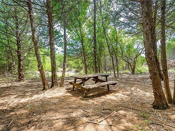 5th image of 1819 County Road 2140