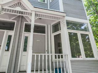 3035 N Lakewood Ave, Chicago, IL 60657