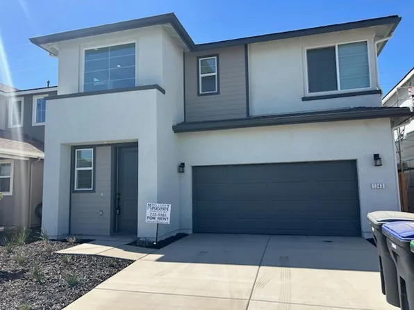 1343 W Payson Ave, Visalia, CA 93291