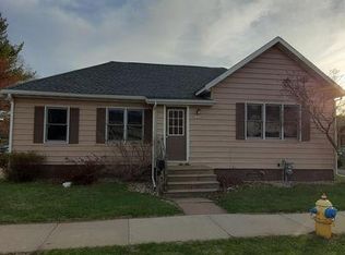 1932 Prairie St, Stevens Pt, WI 54481