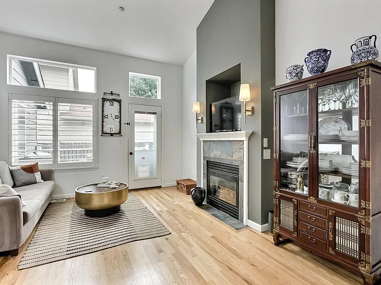 2285 Palisade Blvd — Photo 16