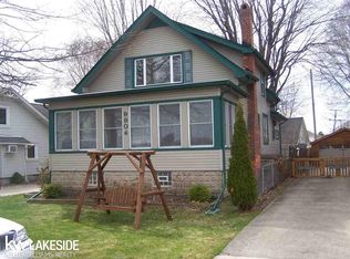 9904 N River Rd, Algonac, MI 48001