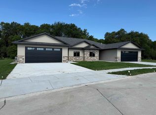 1501 Regency Cir N, Norfolk, NE 68701