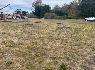 14735 Cypress Point Rd, Manchester, CA 95459