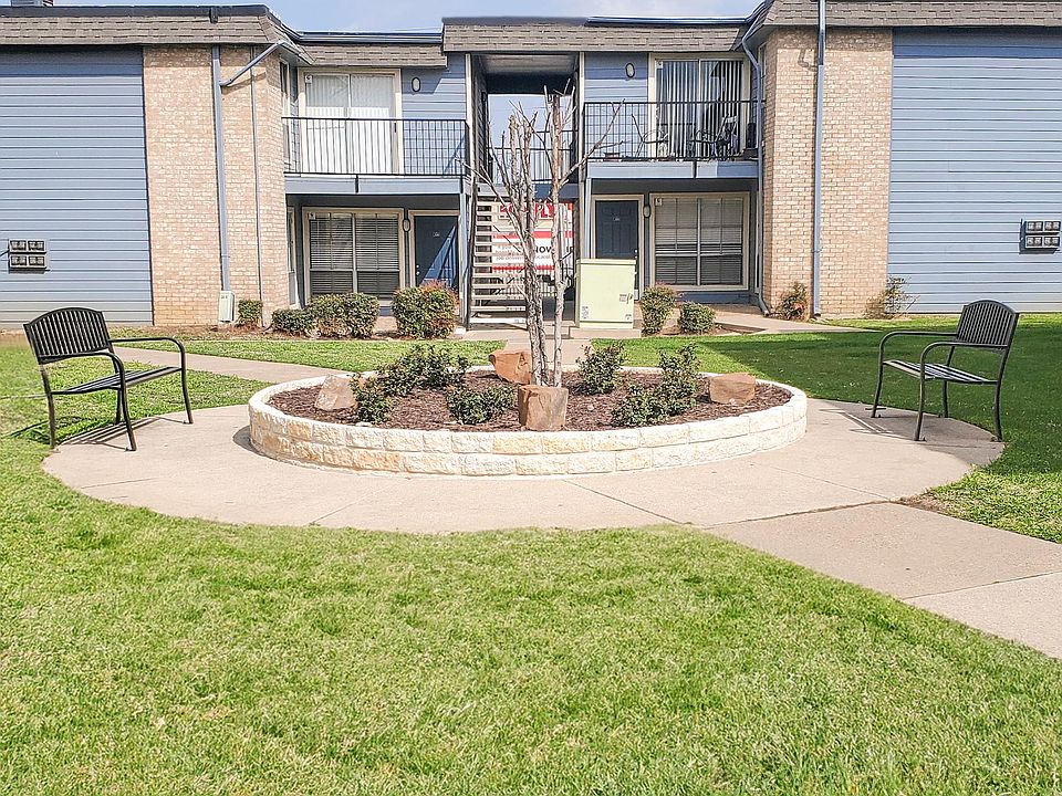 Finley Square 2434 Finley Rd Irving TX Zillow