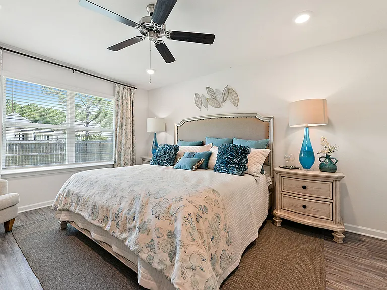 Emerald Lakes South — Photo 11