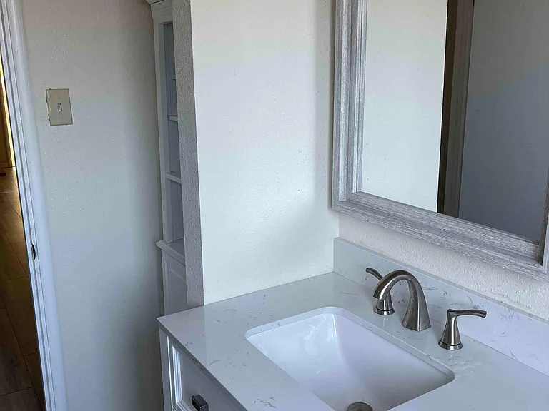 129 Pioneer Ave — Photo 5