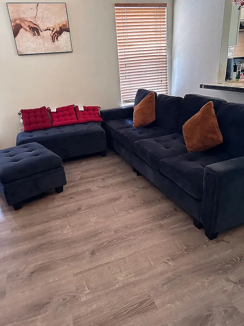 Room in 3 Bedroom Home in Leander — Photo 2