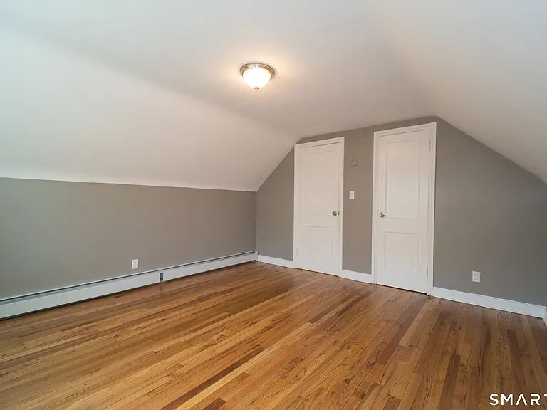 113 Clark St — Photo 16