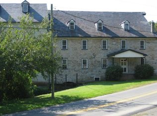 914 Lime Valley Rd, Willow Street, PA 17584