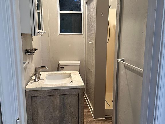 5th image of 339 Mt Vernon Ave #5