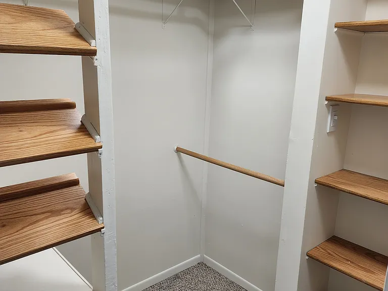 3644 N Mayfield Dr #1 — Photo 23