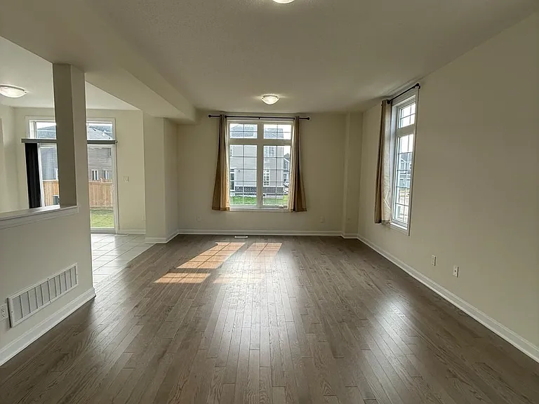 127 Oakmont Dr — Photo 5