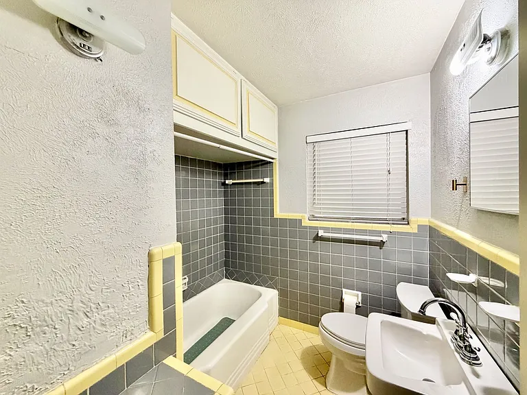 10239 San Juan Ave — Photo 3