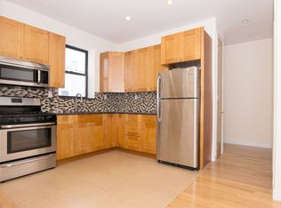 31-24 32nd St #3A, Astoria, NY 11106
