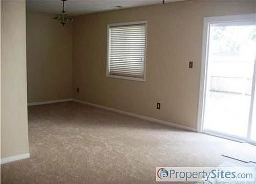 2nd image of 703 Alder Cir