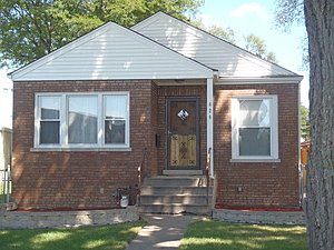1st image of 629 Balmoral Ave
